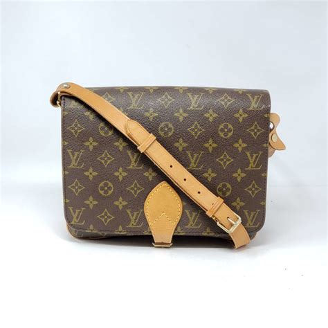 louis vuitton $1000 bag|louis vuitton handbags under 1000.